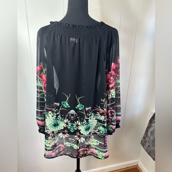 a.n.a. Women’s Black Sheer Floral Blouse Size 2X - Picture 10 of 10